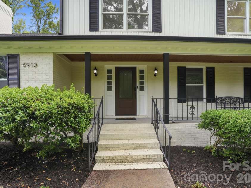 5910 Grosner Place, Charlotte, NC 28211.  MLS# CAR4383776, YatesRealty ID 25227. 