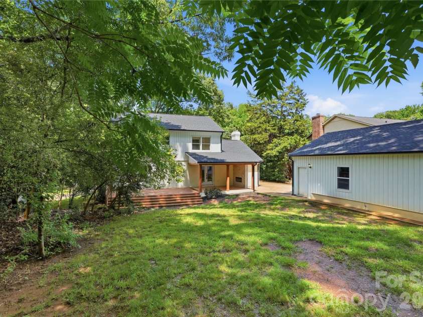 5910 Grosner Place, Charlotte, NC 28211.  MLS# CAR4383776, YatesRealty ID 25227. 