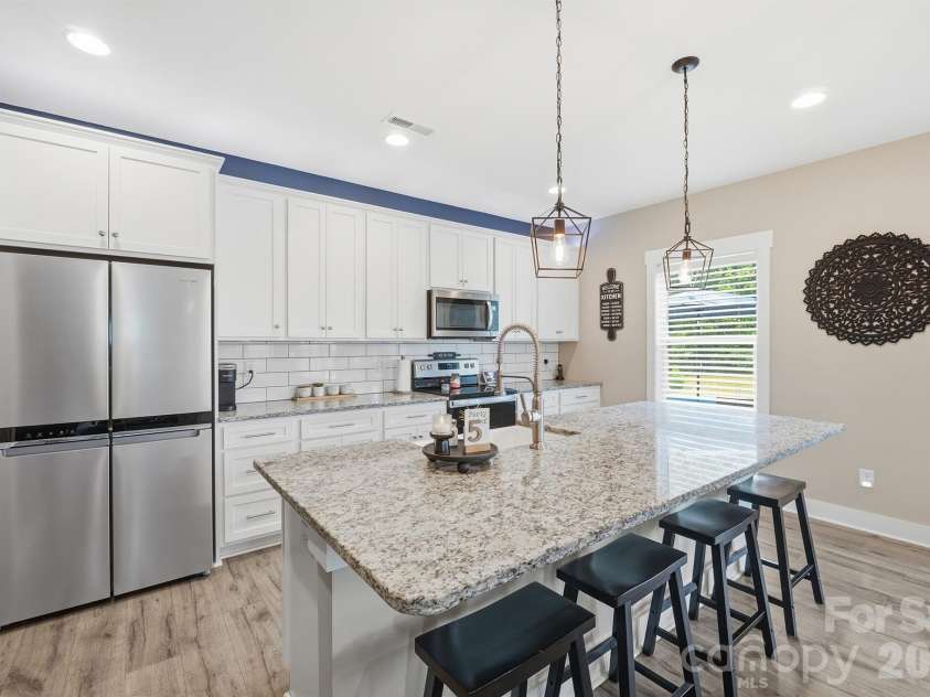 3774 Old Village Drive, Maiden, NC 28650.  MLS# CAR4381004, YatesRealty ID 25228. 