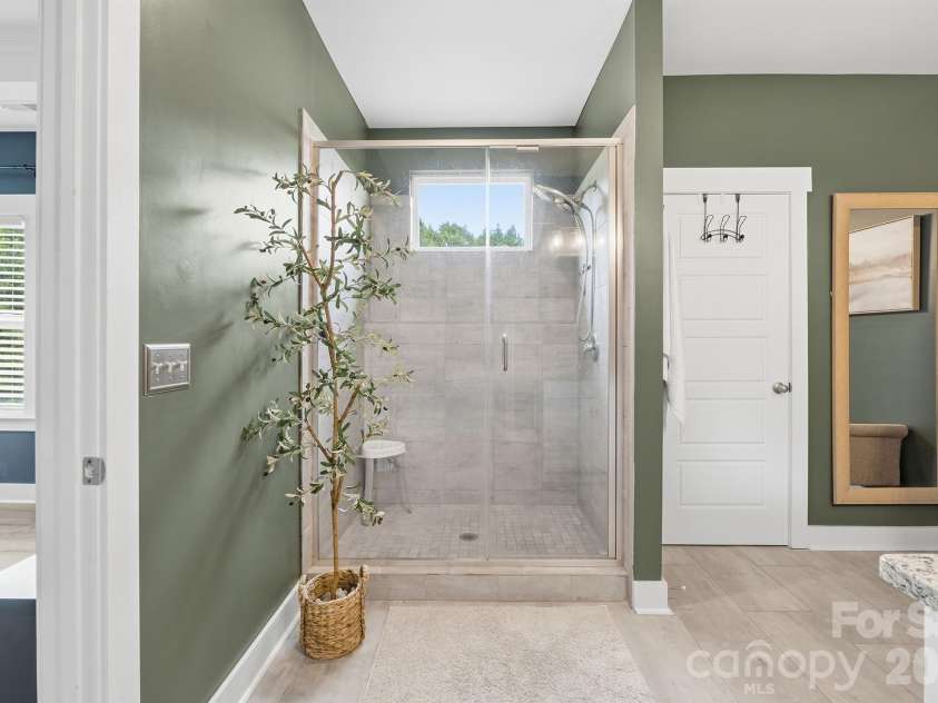3774 Old Village Drive, Maiden, NC 28650.  MLS# CAR4381004, YatesRealty ID 25228. 