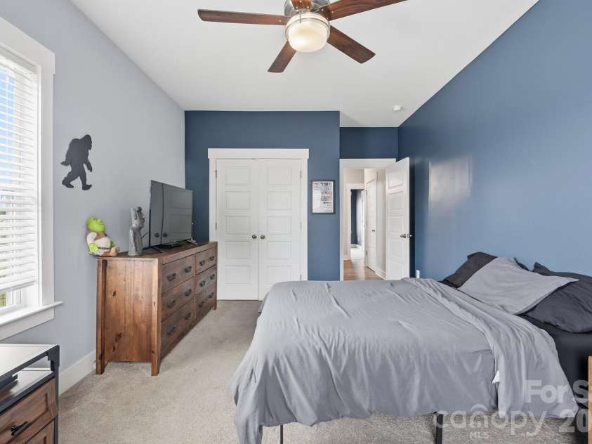 3774 Old Village Drive, Maiden, NC 28650.  MLS# CAR4381004, YatesRealty ID 25228. 