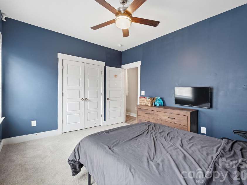 3774 Old Village Drive, Maiden, NC 28650.  MLS# CAR4381004, YatesRealty ID 25228. 