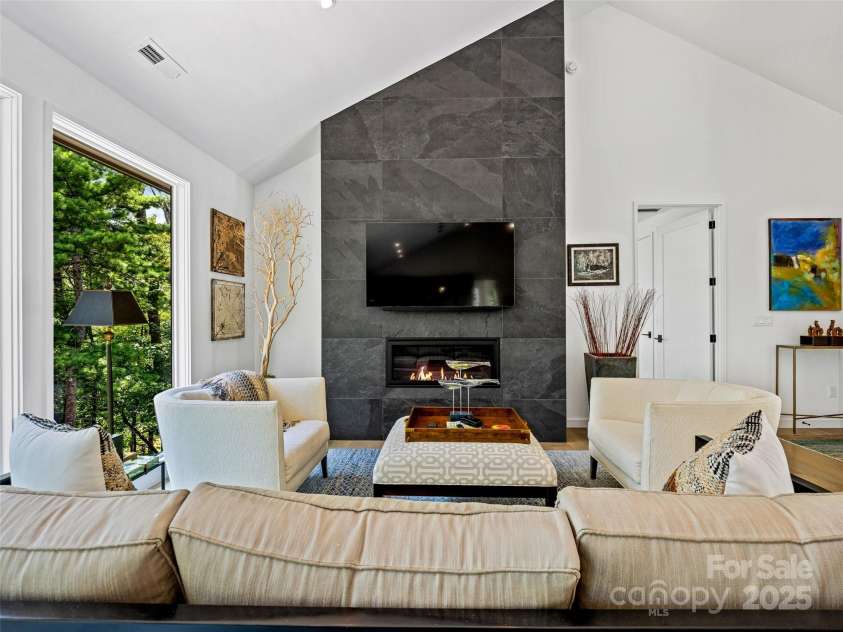 23 Haverhill Court, Flat Rock, NC 28731.  MLS# CAR4277775, YatesRealty ID 25229. 