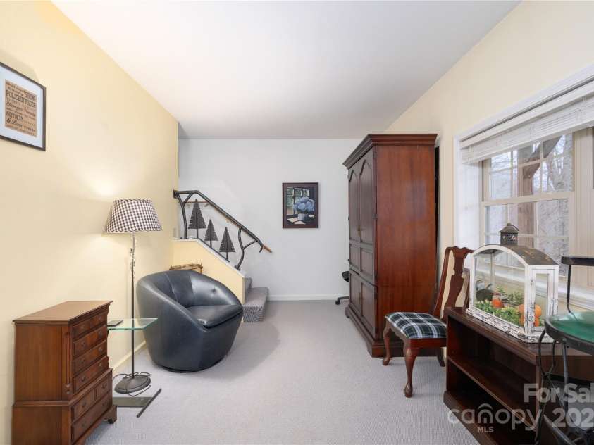 108 Pinnacle Road, Burnsville, NC 28714.  MLS# CAR4228730, YatesRealty ID 25231. Lower Level Living