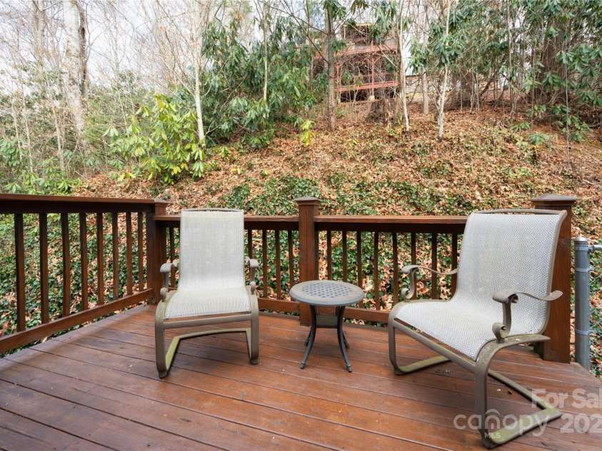 108 Pinnacle Road, Burnsville, NC 28714.  MLS# CAR4228730, YatesRealty ID 25231. Master BR Private Patio