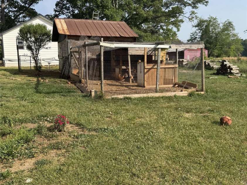 1319 Rollings Roost Road, Lancaster, SC 29720.  MLS# CAR4385654, YatesRealty ID 25232. 