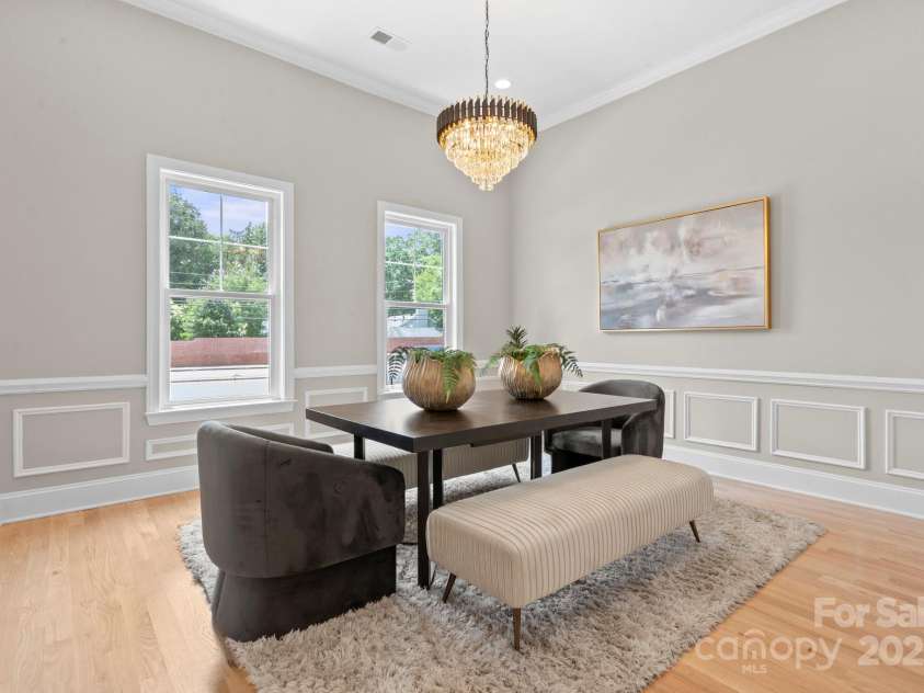 4015 Randolph Road, Charlotte, NC 28211.  MLS# CAR4268980, YatesRealty ID 25232. 
