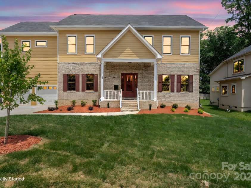 4015 Randolph Road, Charlotte, NC 28211.  MLS# CAR4268980, YatesRealty ID 25232. 