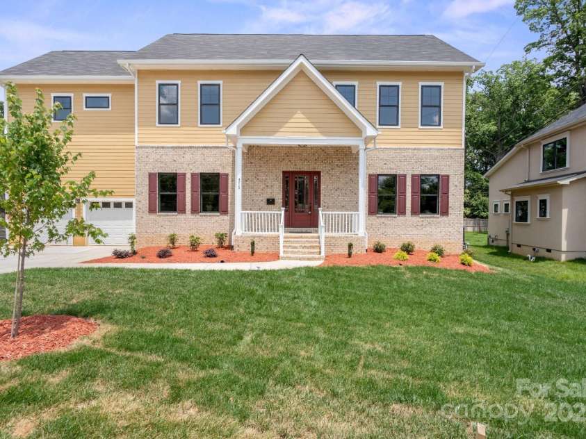 4015 Randolph Road, Charlotte, NC 28211.  MLS# CAR4268980, YatesRealty ID 25232. 