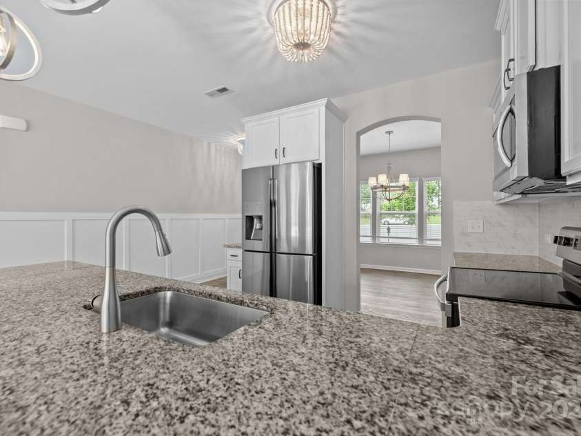 531 Harlech Court, Fort Mill, SC 29715.  MLS# CAR4222615, YatesRealty ID 25233. 
