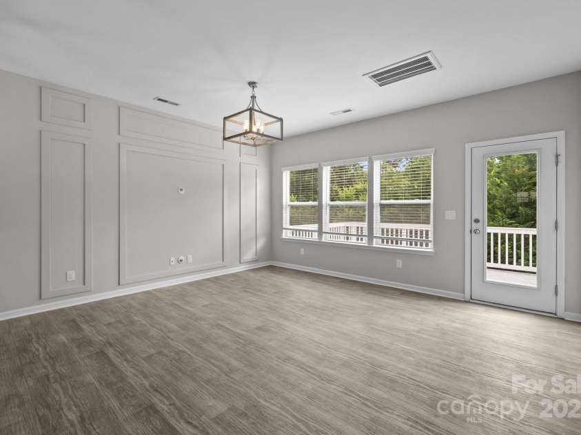 531 Harlech Court, Fort Mill, SC 29715.  MLS# CAR4222615, YatesRealty ID 25233. 