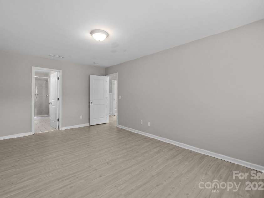 531 Harlech Court, Fort Mill, SC 29715.  MLS# CAR4222615, YatesRealty ID 25233. 