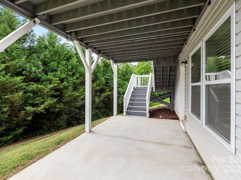 531 Harlech Court, Fort Mill, SC 29715.  MLS# CAR4222615, YatesRealty ID 25233. 