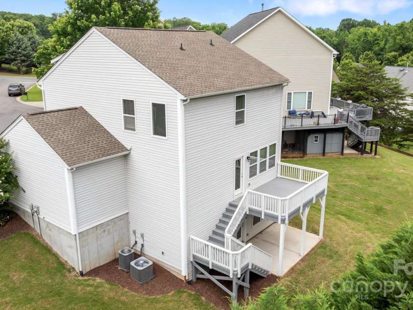 531 Harlech Court, Fort Mill, SC 29715.  MLS# CAR4222615, YatesRealty ID 25233. 