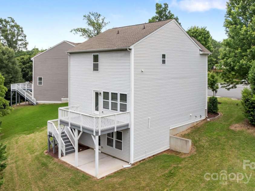 531 Harlech Court, Fort Mill, SC 29715.  MLS# CAR4222615, YatesRealty ID 25233. 