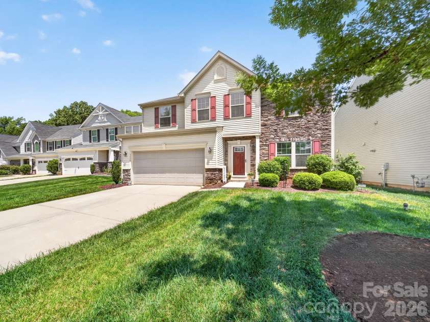 3338 Cord Oak Court, Gastonia, NC 28056.  MLS# CAR4385770, YatesRealty ID 25234. 
