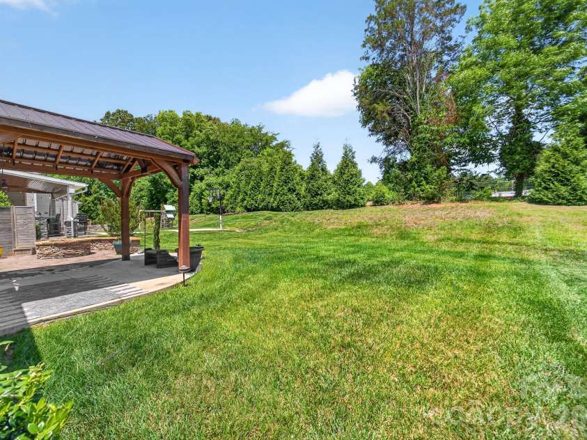3338 Cord Oak Court, Gastonia, NC 28056.  MLS# CAR4385770, YatesRealty ID 25234. 