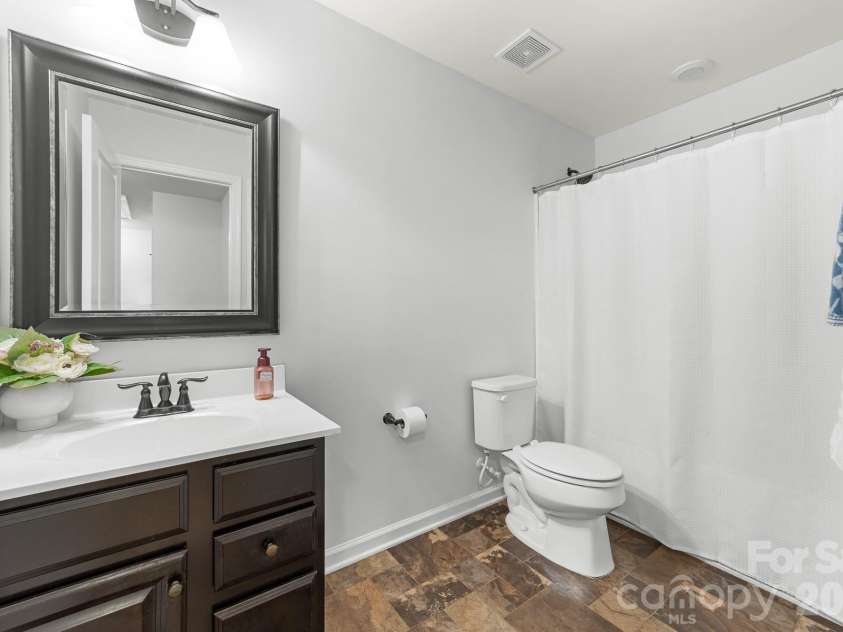 3338 Cord Oak Court, Gastonia, NC 28056.  MLS# CAR4385770, YatesRealty ID 25234. 