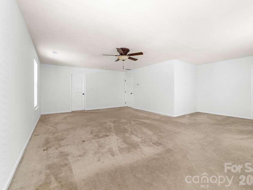 3338 Cord Oak Court, Gastonia, NC 28056.  MLS# CAR4385770, YatesRealty ID 25234. 