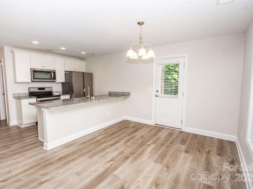 506 Broadway Court, Statesville, NC 28677.  MLS# CAR4272852, YatesRealty ID 25236. 
