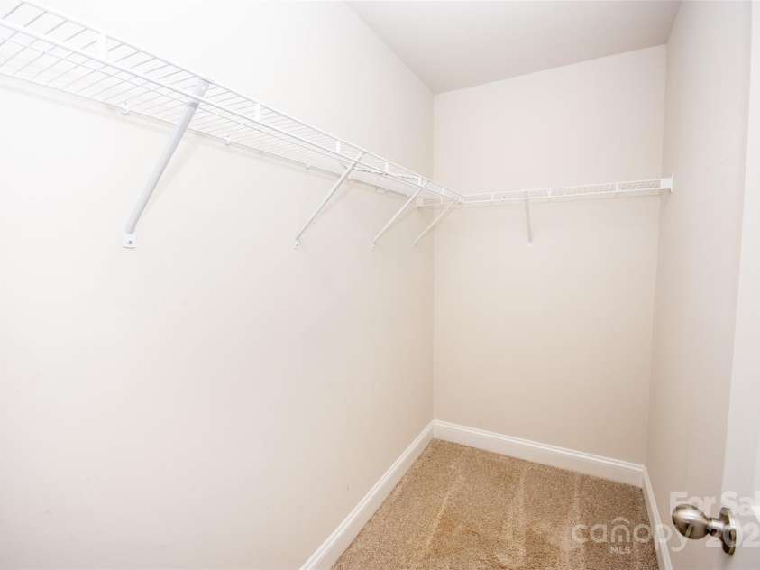 506 Broadway Court, Statesville, NC 28677.  MLS# CAR4272852, YatesRealty ID 25236. 