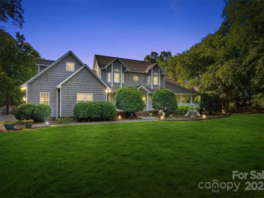 623 Coble Avenue, Albemarle, NC 28001.  MLS# CAR4276475, YatesRealty ID 25237. 