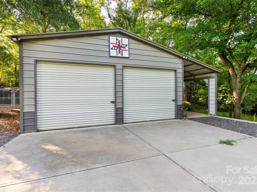 623 Coble Avenue, Albemarle, NC 28001.  MLS# CAR4276475, YatesRealty ID 25237. 