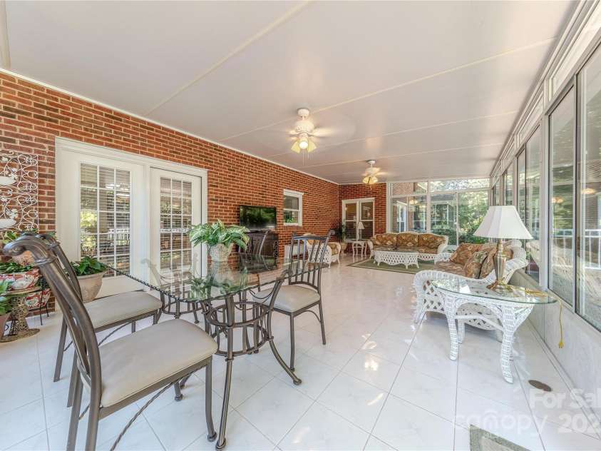 3100 Shady Grove Lane, Matthews, NC 28104.  MLS# CAR4278146, YatesRealty ID 25238. 
