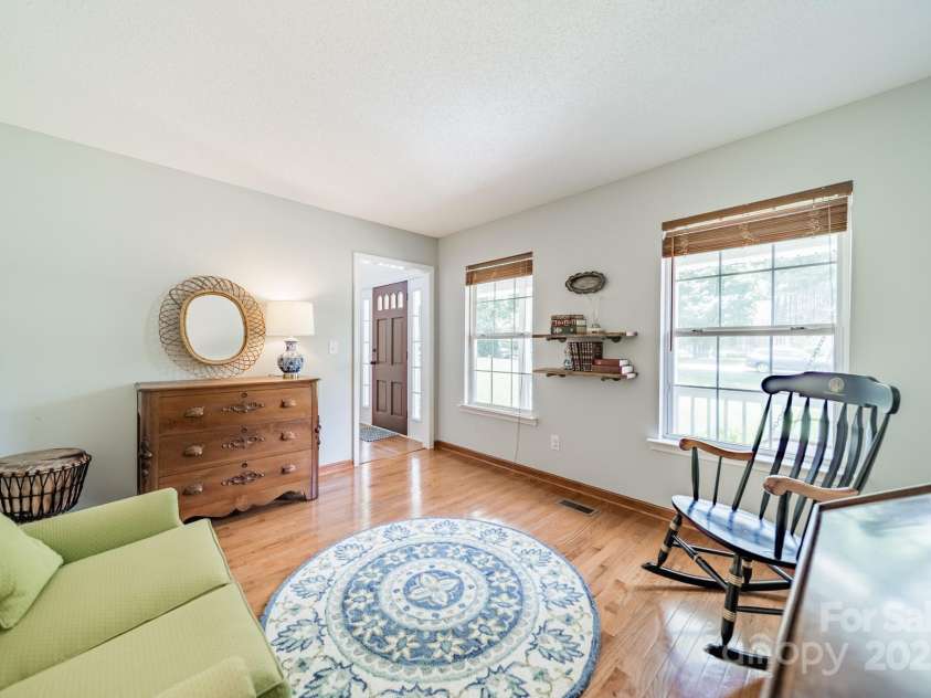 1594 High Ridge Drive, Stanley, NC 28164.  MLS# CAR4279439, YatesRealty ID 25239. Home Office