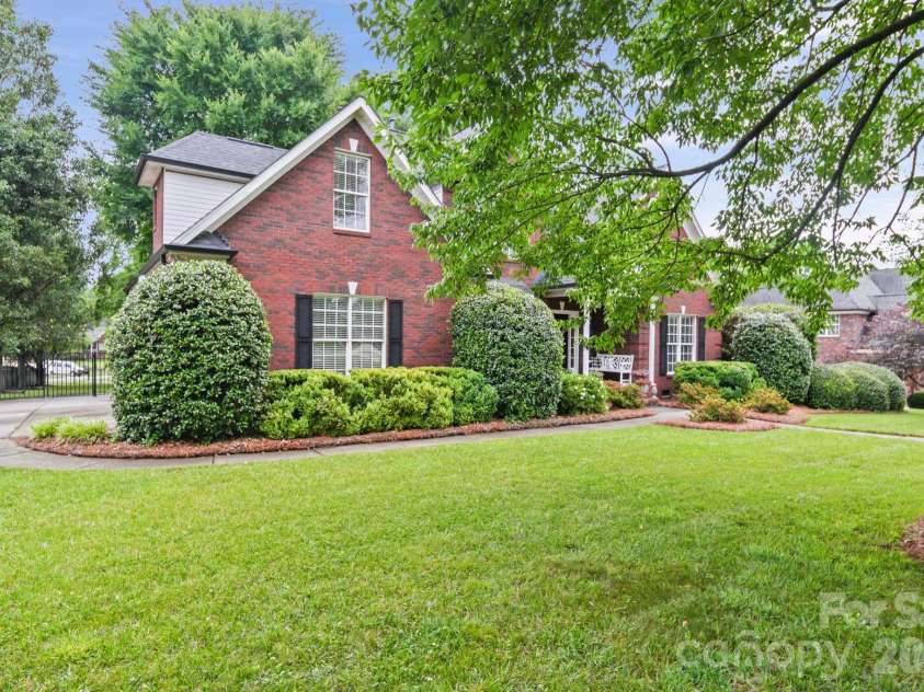 2820 Monterrey Lane, Monroe, NC 28110.  MLS# CAR4381485, YatesRealty ID 25239. 