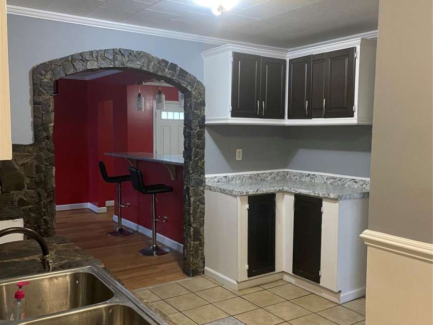 157 5th Avenue, Taylorsville, NC 28681.  MLS# CAR4258562, YatesRealty ID 25240. 