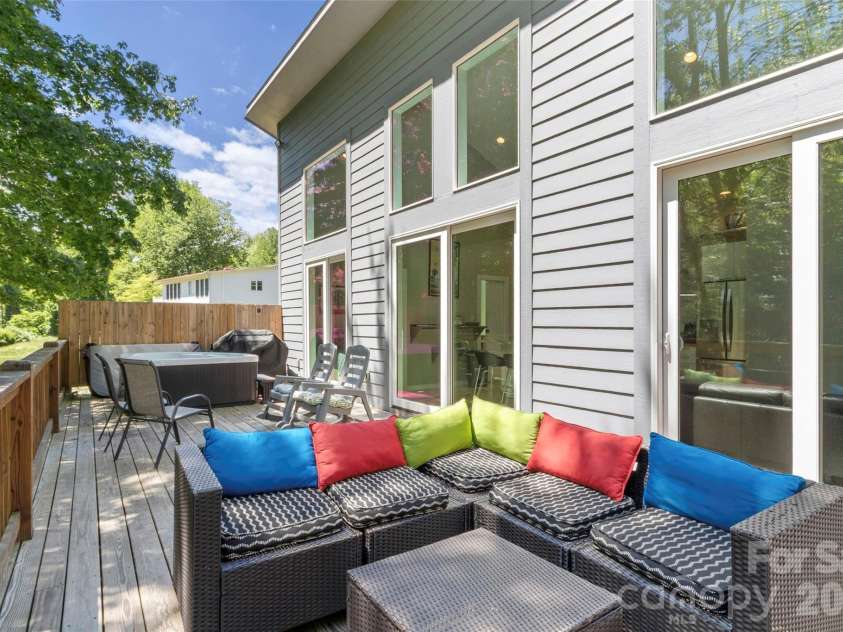 8061 State Hwy 80 S None, Burnsville, NC 28714.  MLS# CAR4385931, YatesRealty ID 25240. 