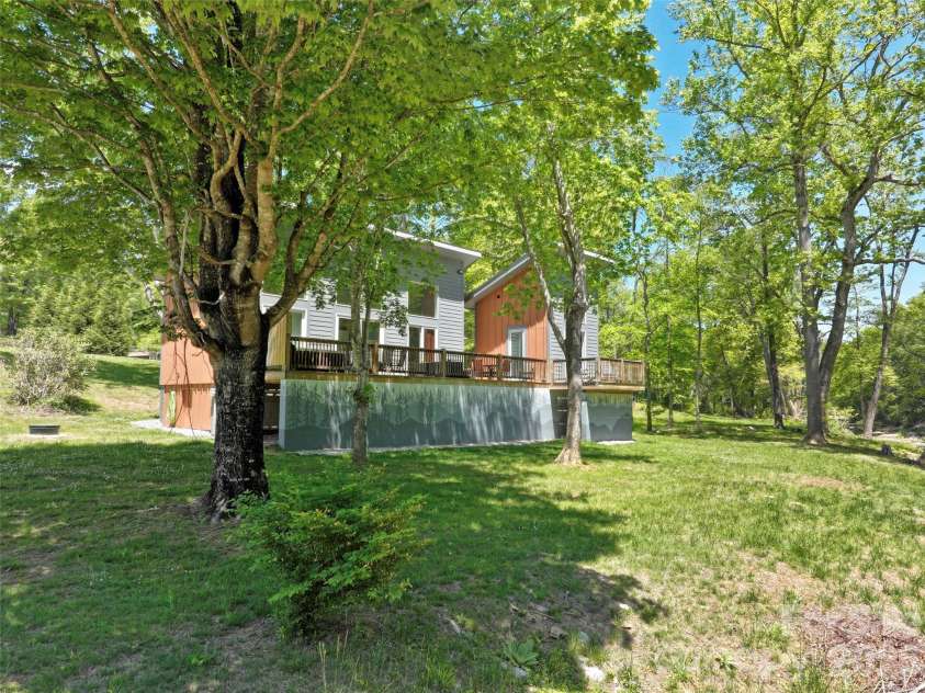 8061 State Hwy 80 S None, Burnsville, NC 28714.  MLS# CAR4385931, YatesRealty ID 25240. 