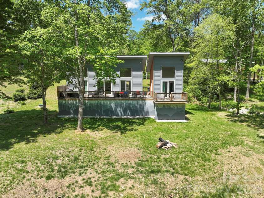 8061 State Hwy 80 S None, Burnsville, NC 28714.  MLS# CAR4385931, YatesRealty ID 25240. 