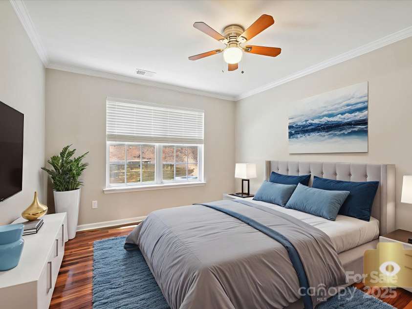 3830 Brookchase Lane, Charlotte, NC 28205.  MLS# CAR4274053, YatesRealty ID 25241. Primary bedroom w/ virtual staging
