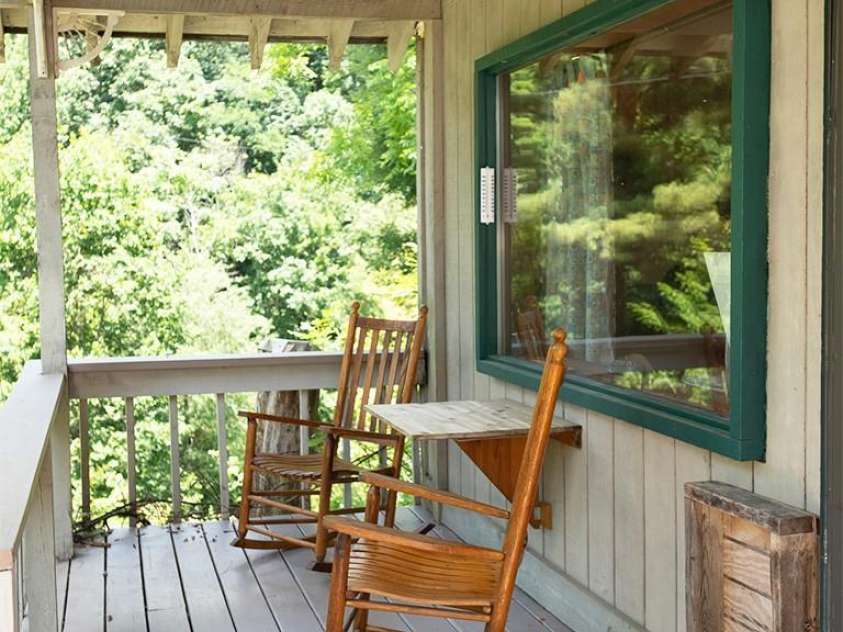 1090 Woolyshot Branch Road, Hot Springs, NC 28743.  MLS# CAR4277337, YatesRealty ID 25242. 