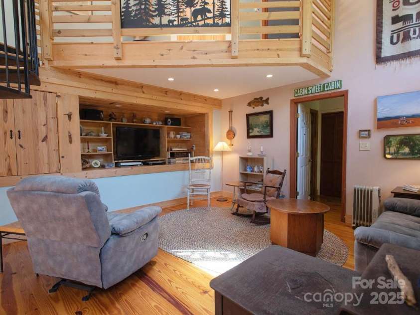 1090 Woolyshot Branch Road, Hot Springs, NC 28743.  MLS# CAR4277337, YatesRealty ID 25242. 