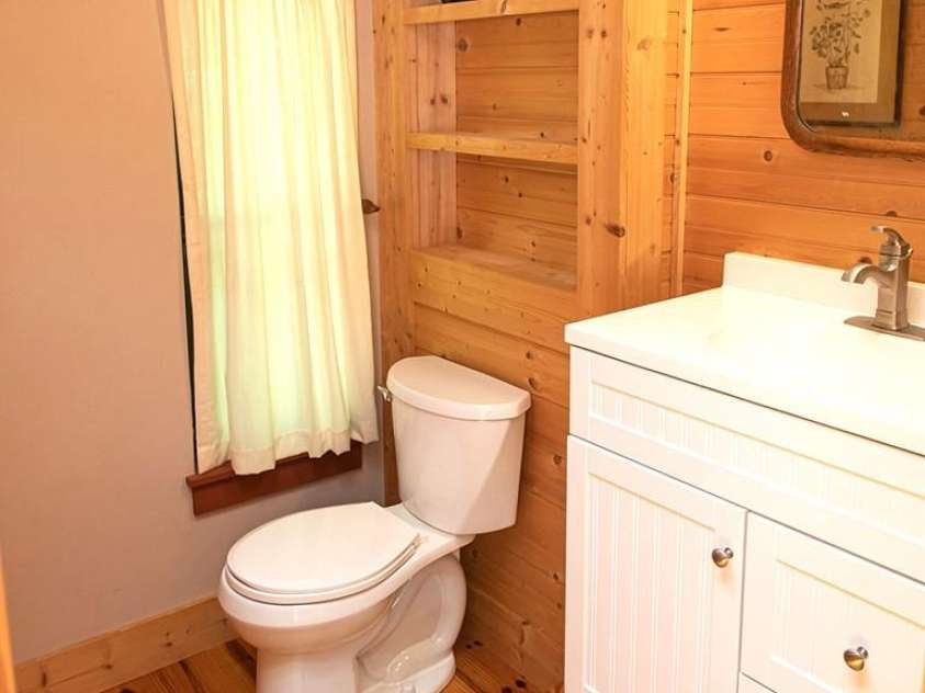 1090 Woolyshot Branch Road, Hot Springs, NC 28743.  MLS# CAR4277337, YatesRealty ID 25242. 