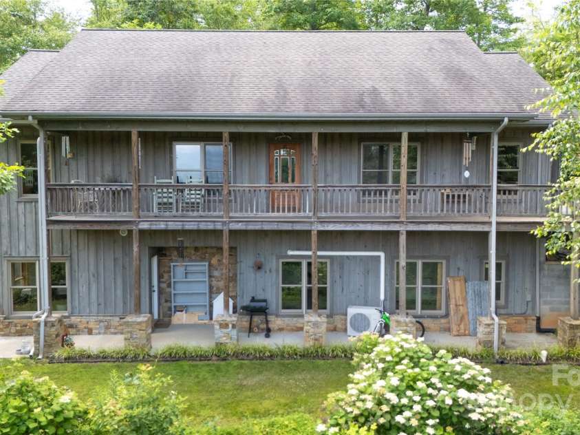 219 Sandalwood Drive, Whittier, NC 28789.  MLS# CAR4255681, YatesRealty ID 25244. 