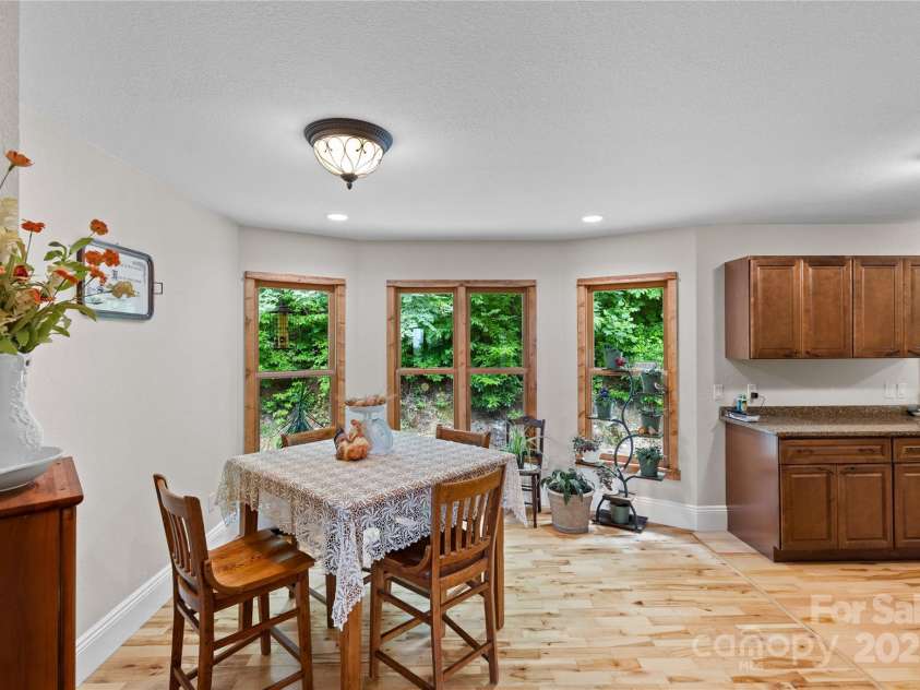 219 Sandalwood Drive, Whittier, NC 28789.  MLS# CAR4255681, YatesRealty ID 25244. 