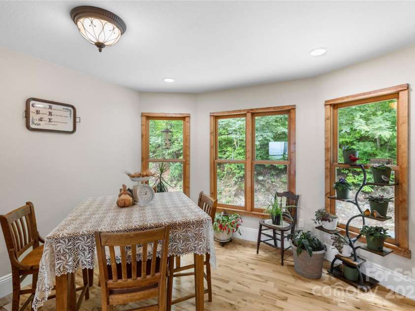 219 Sandalwood Drive, Whittier, NC 28789.  MLS# CAR4255681, YatesRealty ID 25244. 