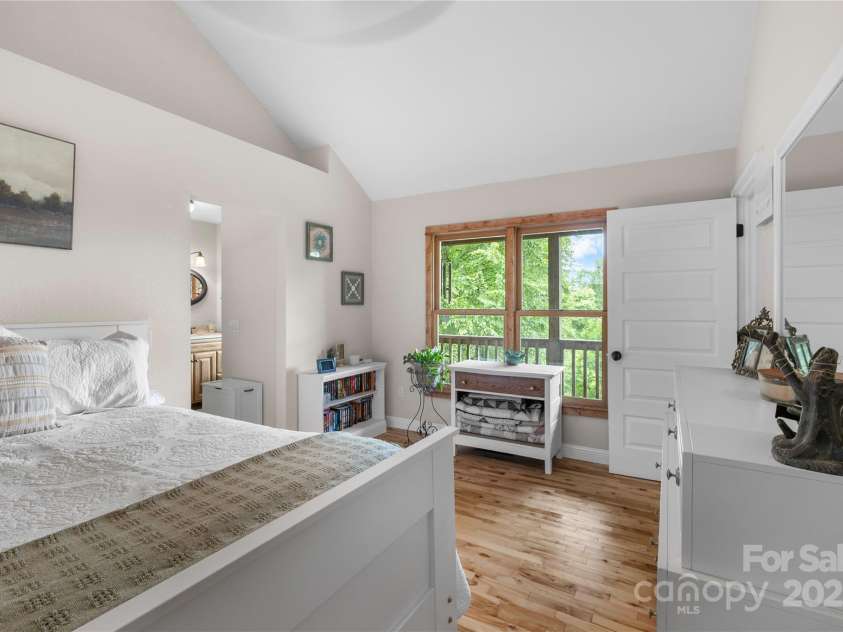 219 Sandalwood Drive, Whittier, NC 28789.  MLS# CAR4255681, YatesRealty ID 25244. 