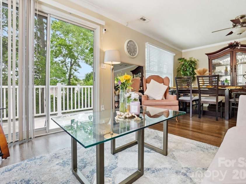8501 Pine Thicket Court, Charlotte, NC 28226.  MLS# CAR4384316, YatesRealty ID 25244. 