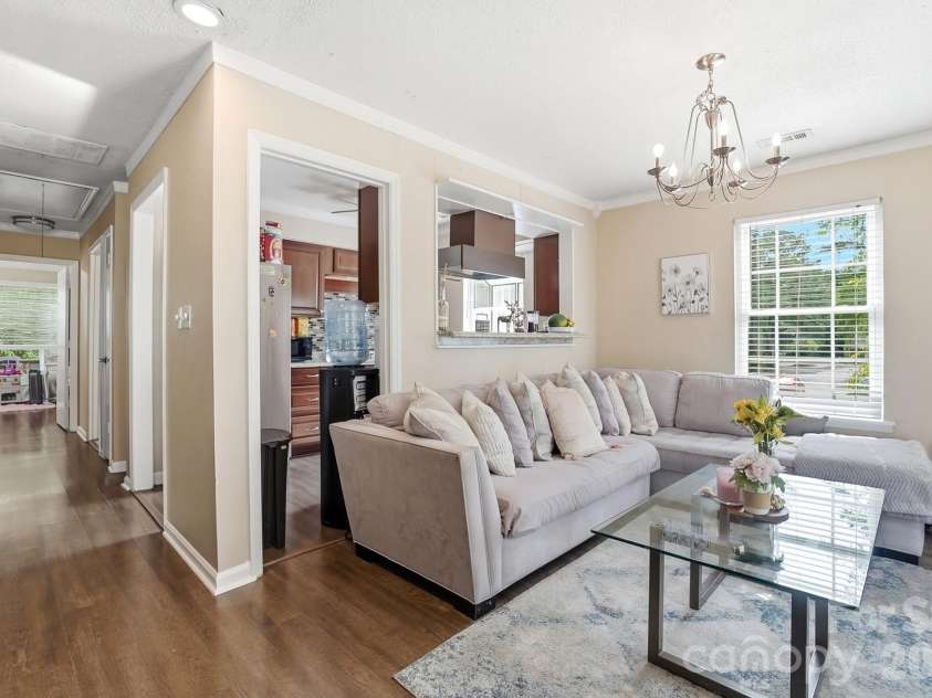 8501 Pine Thicket Court, Charlotte, NC 28226.  MLS# CAR4384316, YatesRealty ID 25244. 