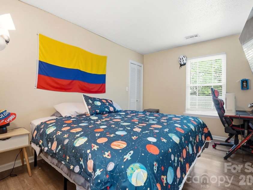 8501 Pine Thicket Court, Charlotte, NC 28226.  MLS# CAR4384316, YatesRealty ID 25244. 