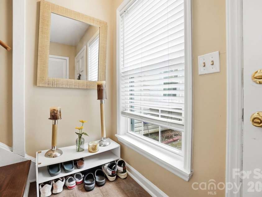 8501 Pine Thicket Court, Charlotte, NC 28226.  MLS# CAR4384316, YatesRealty ID 25244. 