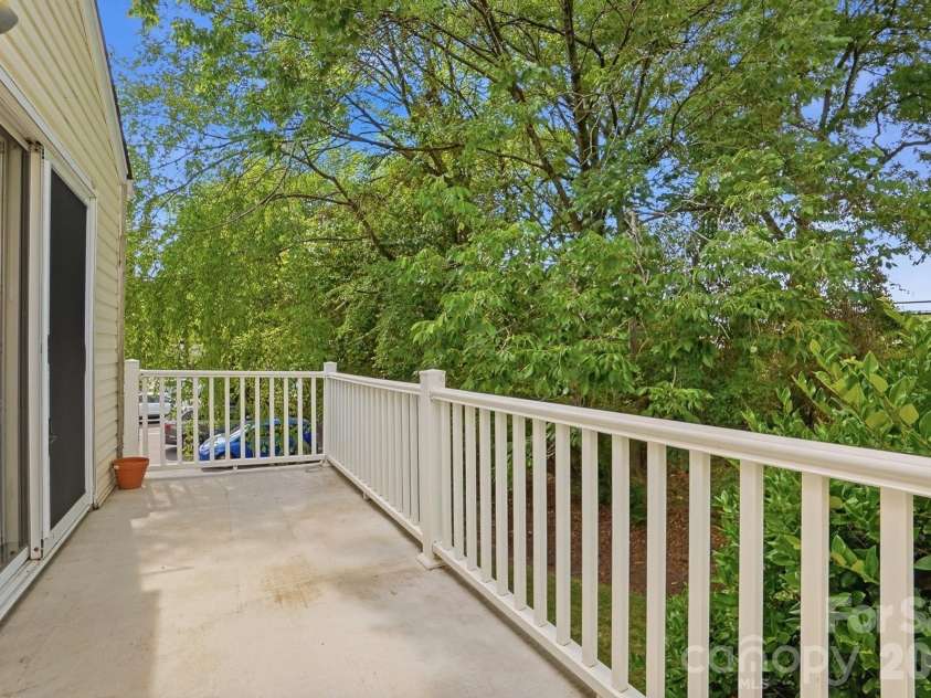 8501 Pine Thicket Court, Charlotte, NC 28226.  MLS# CAR4384316, YatesRealty ID 25244. 