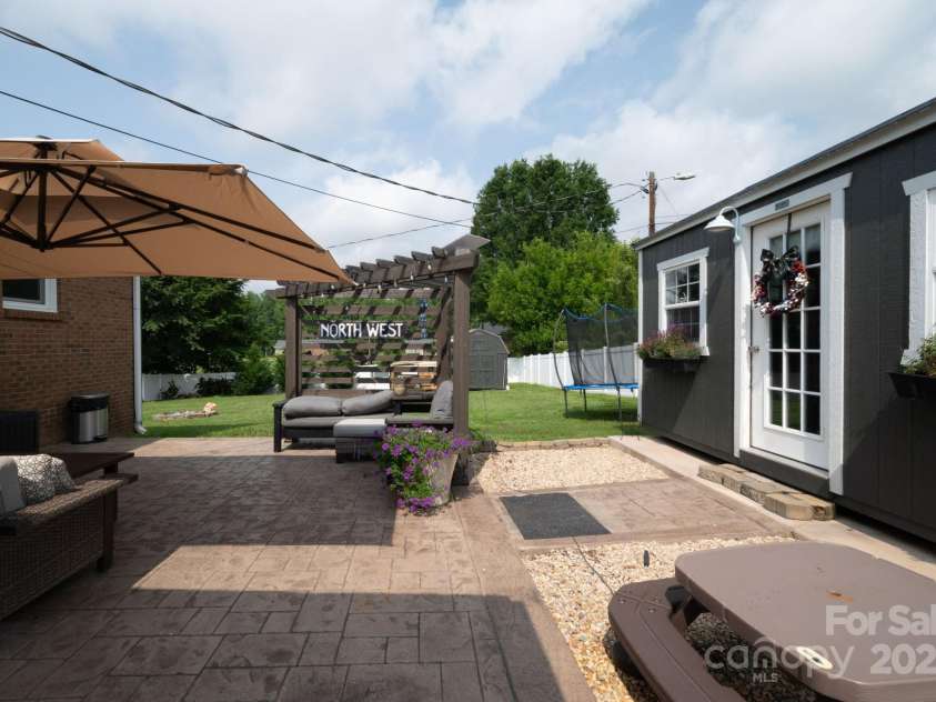 2206 Whitworth Road, Cherryville, NC 28021.  MLS# CAR4267241, YatesRealty ID 25245. 