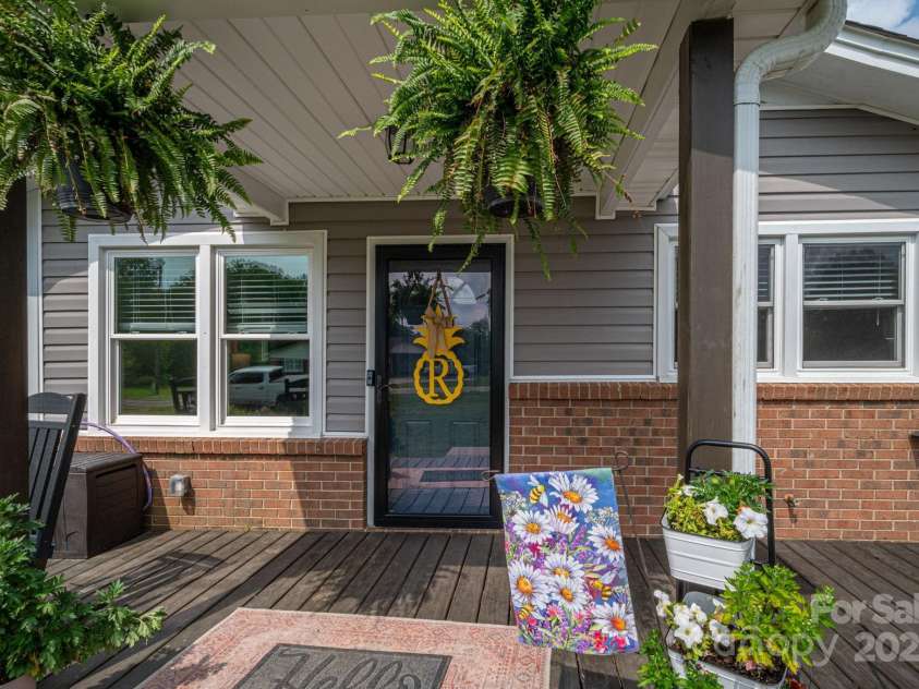 2206 Whitworth Road, Cherryville, NC 28021.  MLS# CAR4267241, YatesRealty ID 25245. 