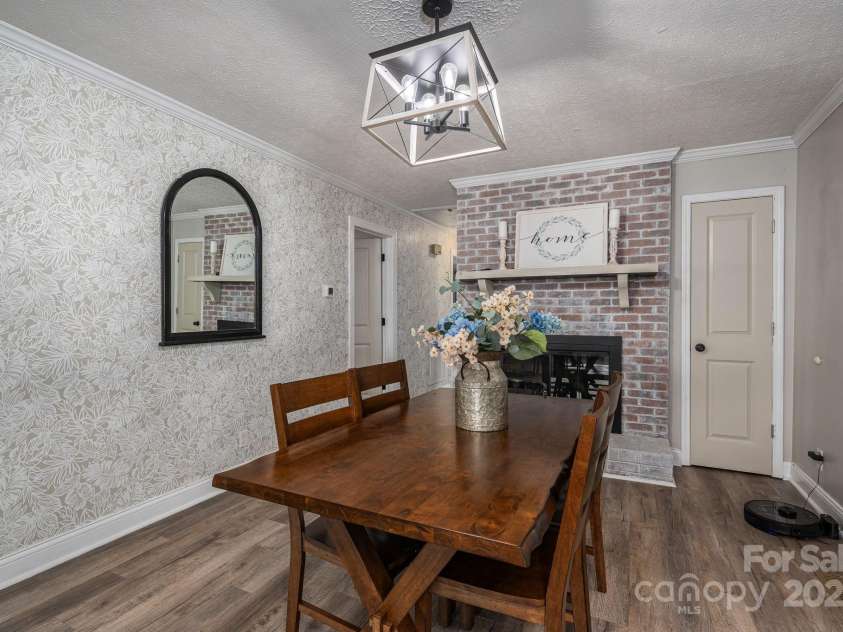 2206 Whitworth Road, Cherryville, NC 28021.  MLS# CAR4267241, YatesRealty ID 25245. Dining open to kitchen